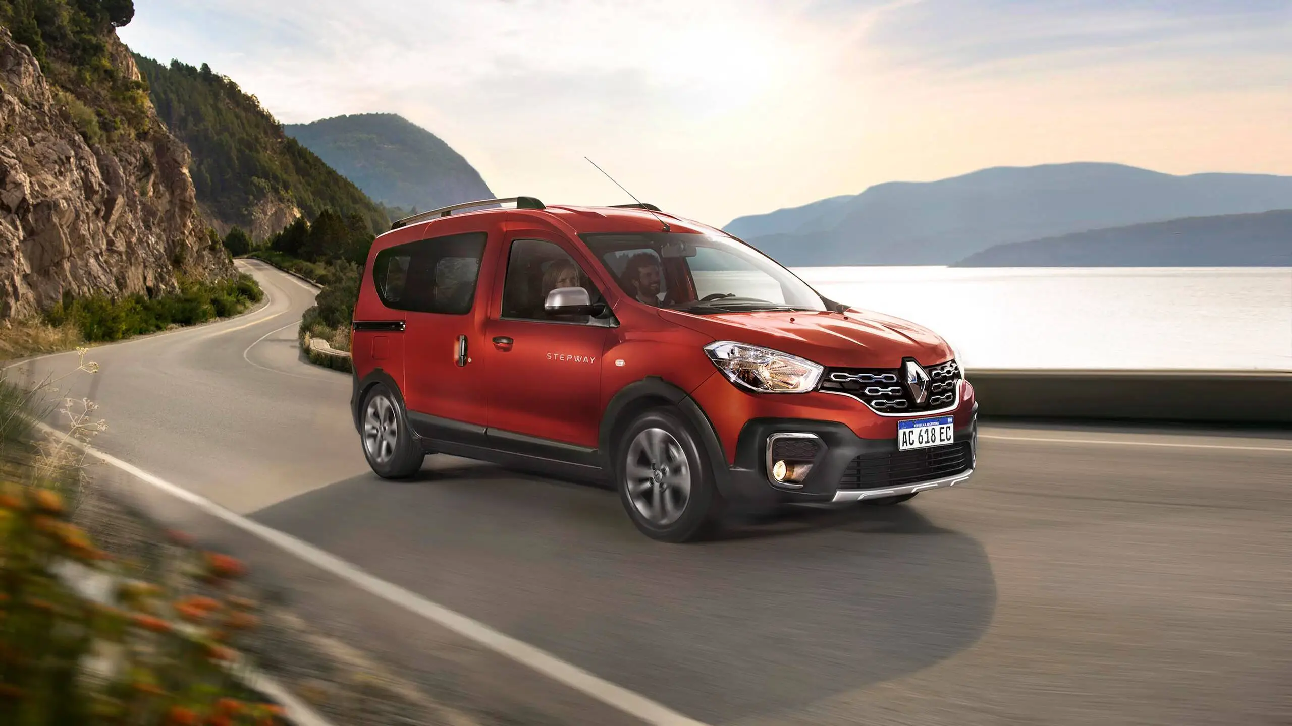 RENAULT KANGOO — imagen 1