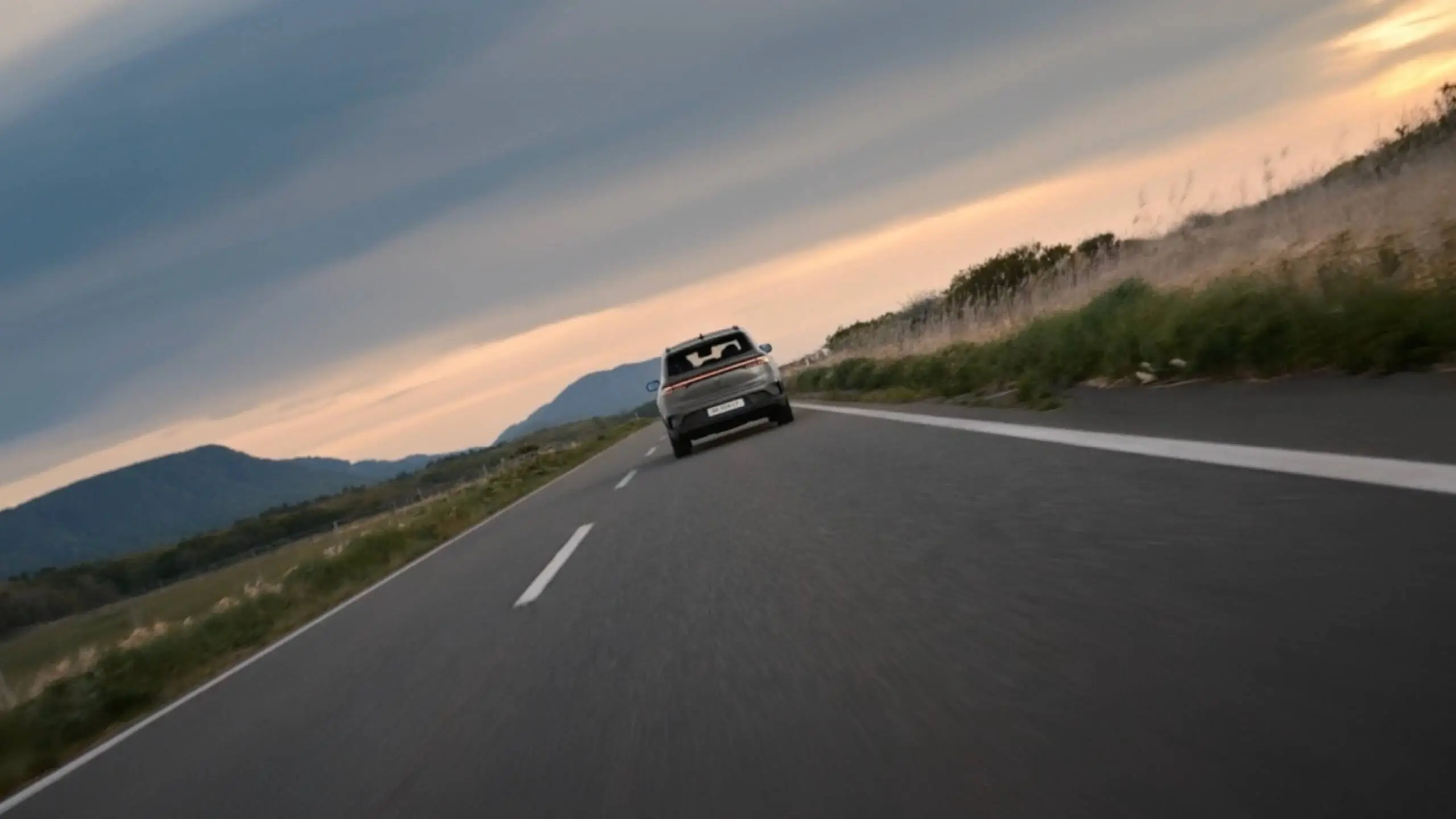 RENAULT KOLEOS FULL HYBRID E-TECH — imagen 1